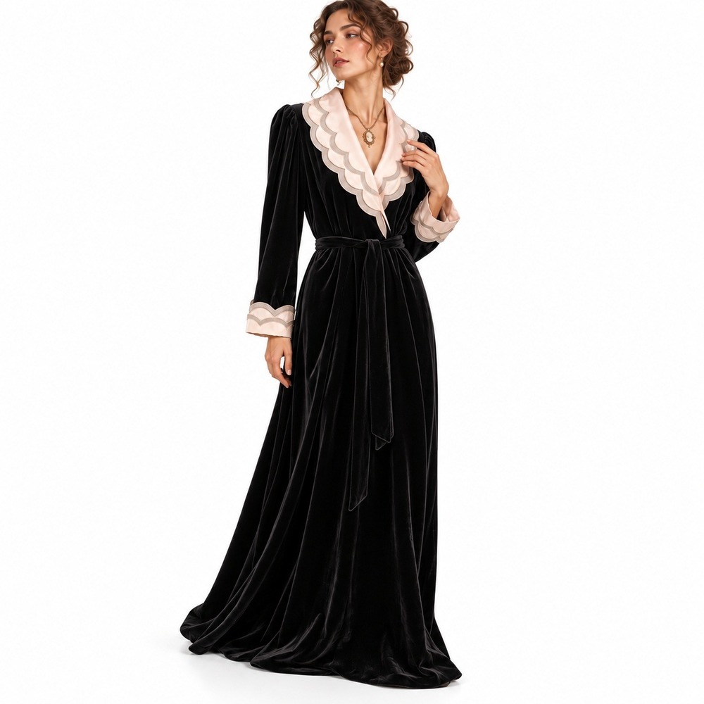 Vintage 70s Georgette Trabolsi Velvet Robe M Maxi Scalloped Collar USA Victorian
